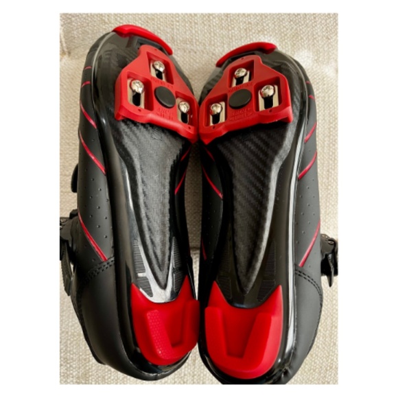 Kescoo Black & Red Cycling Shoes. Size 43 display picture 1